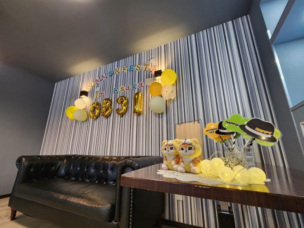 サマーフェスタ in 江坂で縁日やゲームを楽しむ学生たちの様子