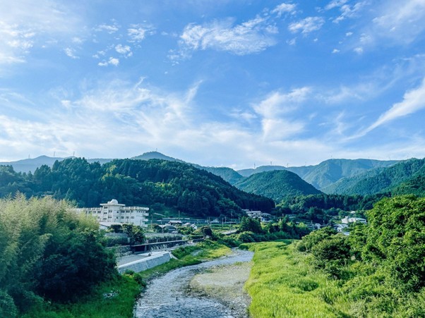 「ここに学校がある理由」― 神山まるごと高専を訪ねて【神山まるごと高専×ドーミーラボ】番外編